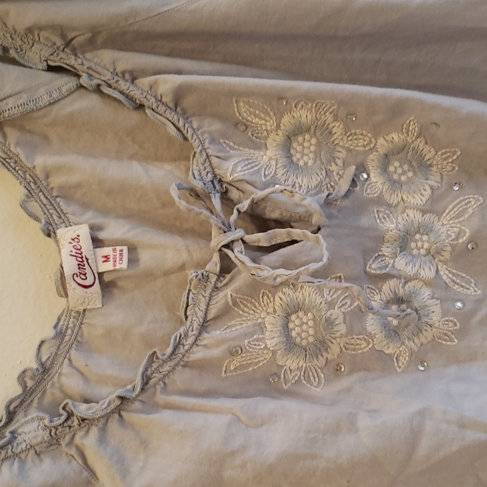 Candies light blue embroidered rhinestone tie top, medium